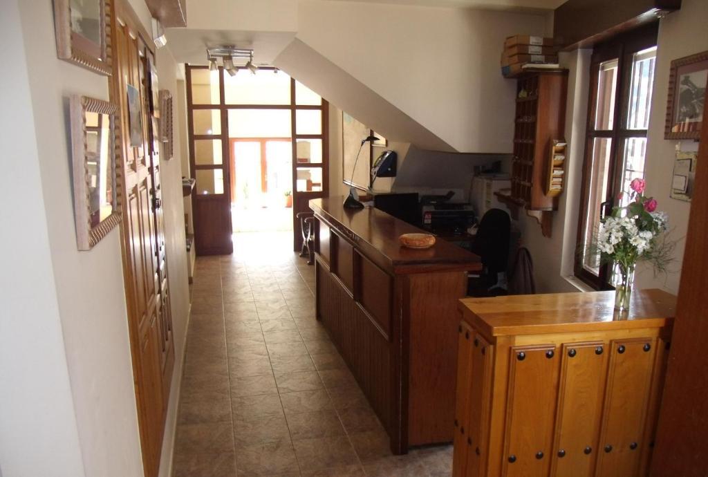 Hostal Nevandi Espinama Bagian luar foto