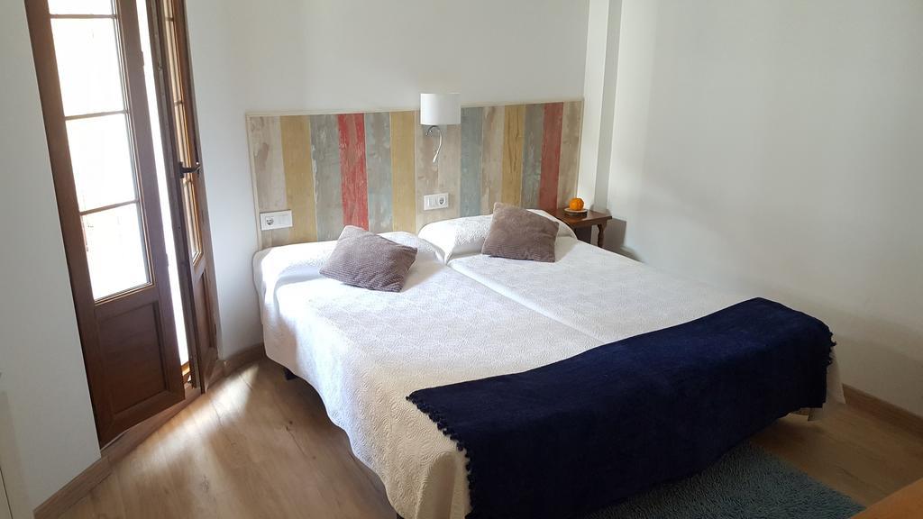 Hostal Nevandi Espinama Bagian luar foto