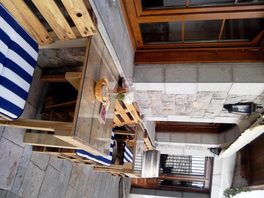 Hostal Nevandi Espinama Bagian luar foto
